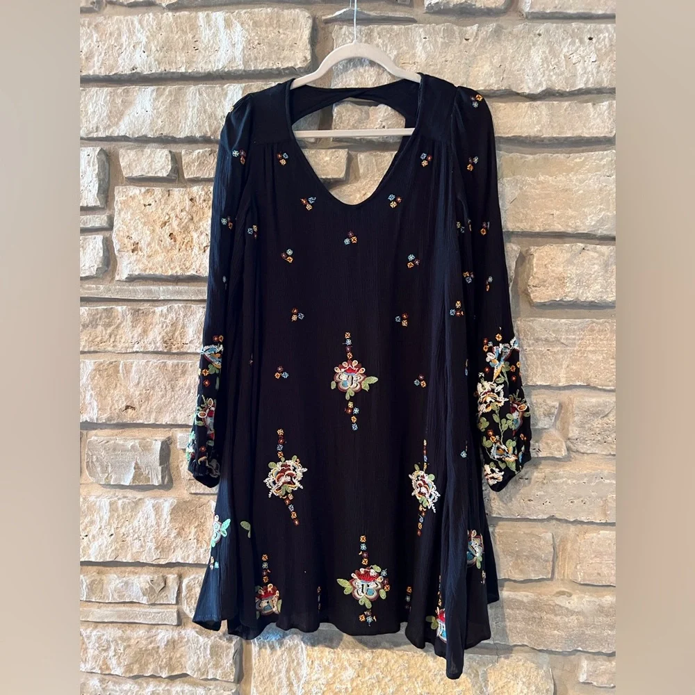 Free People Oxford Embroidered BoHo Mini Dress in Black - XS